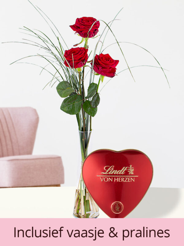 Drie rode rozen inclusief glasvaas en Lindt hart