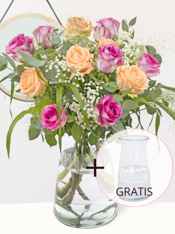 Gemengd rozenboeket roze-zalm + gratis glasvaas Aafke